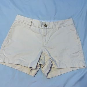 Size 0 GAP Khaki Shorts with 4” inseam